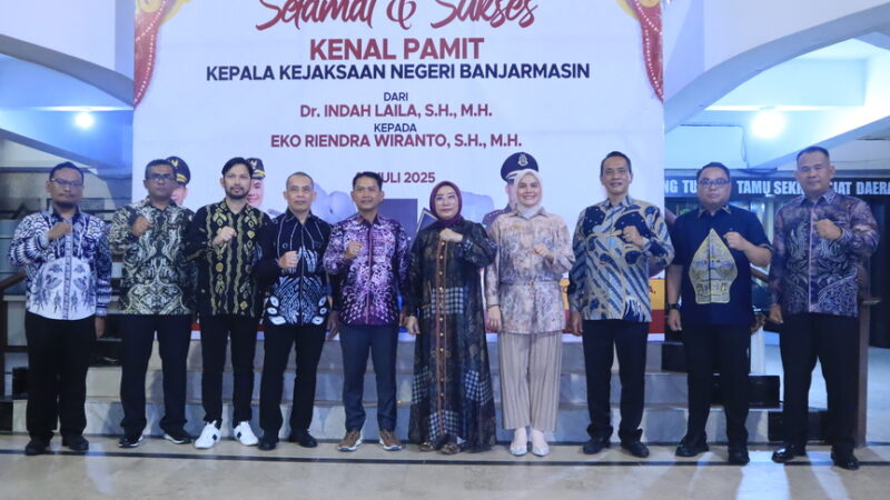 Pisah Sambut Kepala Kejari Banjarmasin, Wali Kota Yamin Sambut Eko Riendra Wiranto dan Lepas Indah Laila