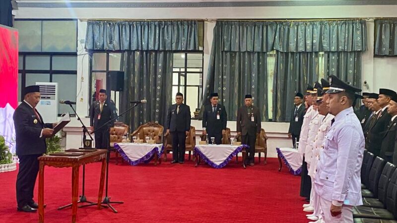 41 Pejabat Resmi Dilantik, Bupati HST: Bekerjalah dengan Semangat Melayani dan Menjunjung Tinggi Kejujuran