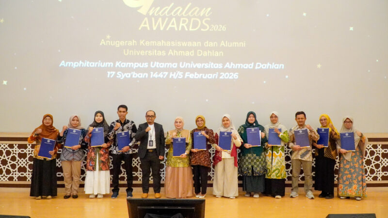 Hj Neli Listriani Raih Juara 1 Andalan Awards 2026