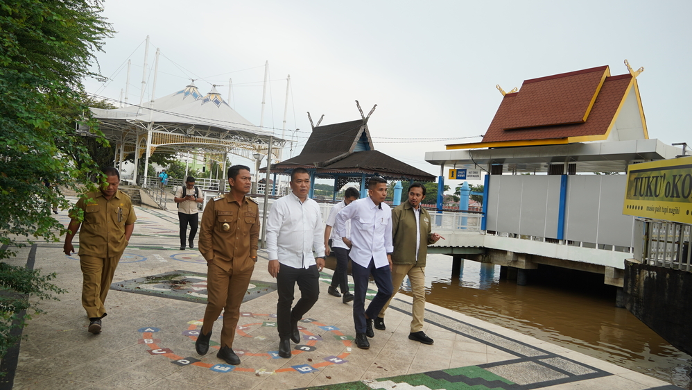 Penataan Sungai Martapura Dipercepat, Aktivitas di Atas Air Akan Ditertibkan