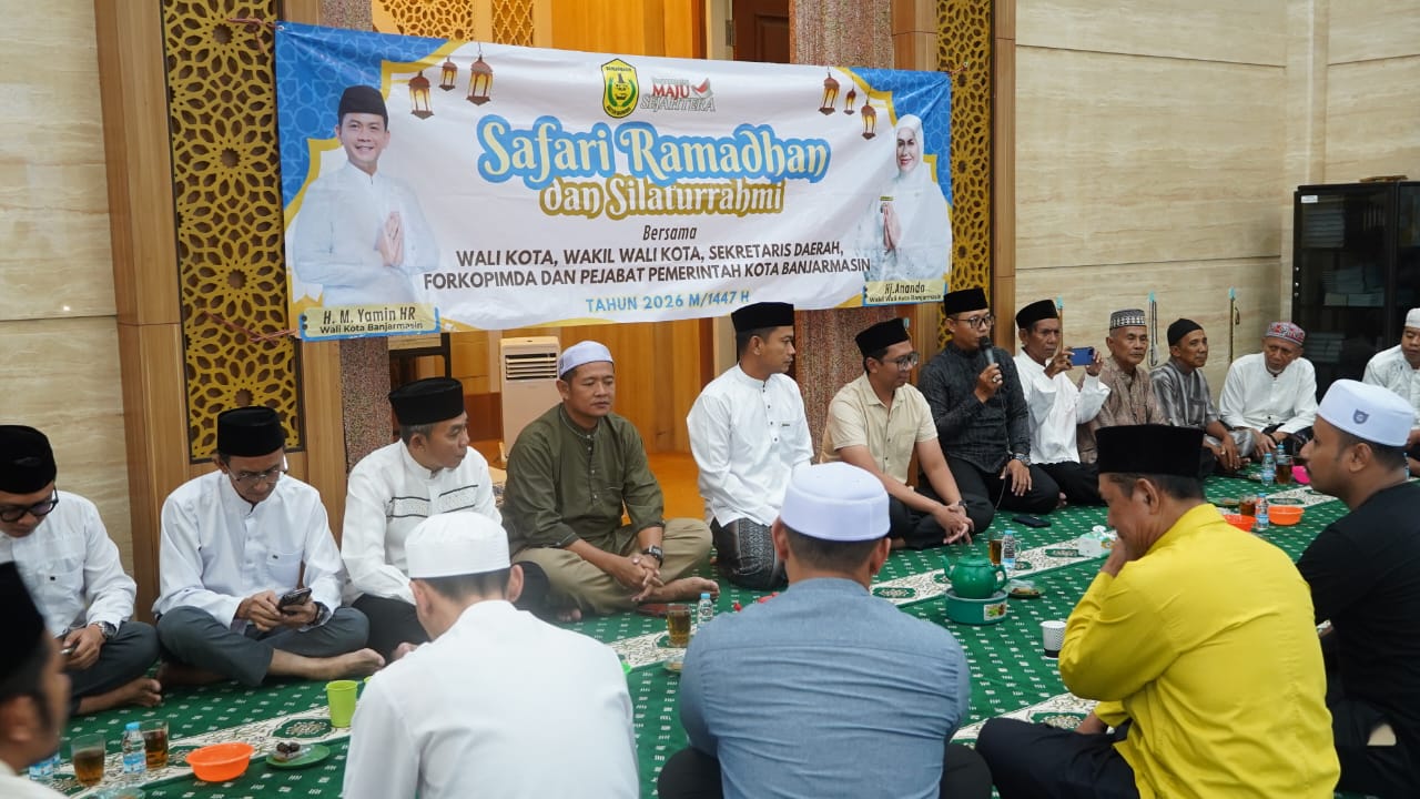 Gerakan Pilah Plastik Menggema pada Safari Ramadan Wali Kota Banjarmasin di Sungai Jingah