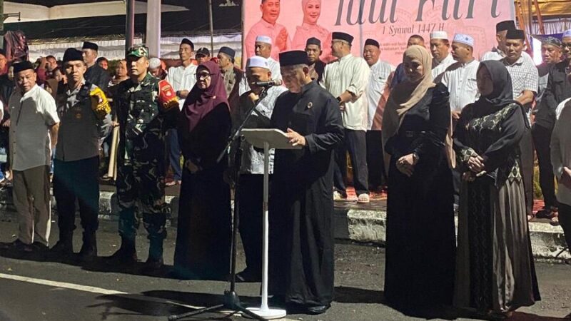 Meriah, Bupati HST Resmi Lepas Lomba Pawai Takbir Sambut Idulfitri 1447 H