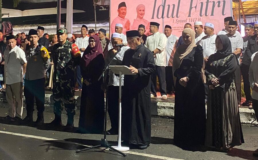 Meriah, Bupati HST Resmi Lepas Lomba Pawai Takbir Sambut Idulfitri 1447 H