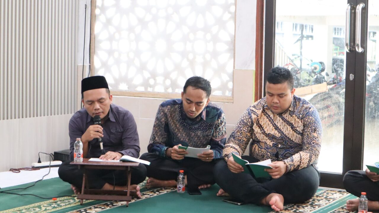 Kantor Pertanahan Hulu Sungai Tengah Gelar Pengajian dan Pembacaan Wirdul Latif, Perkuat Nilai Spiritual Aparatur