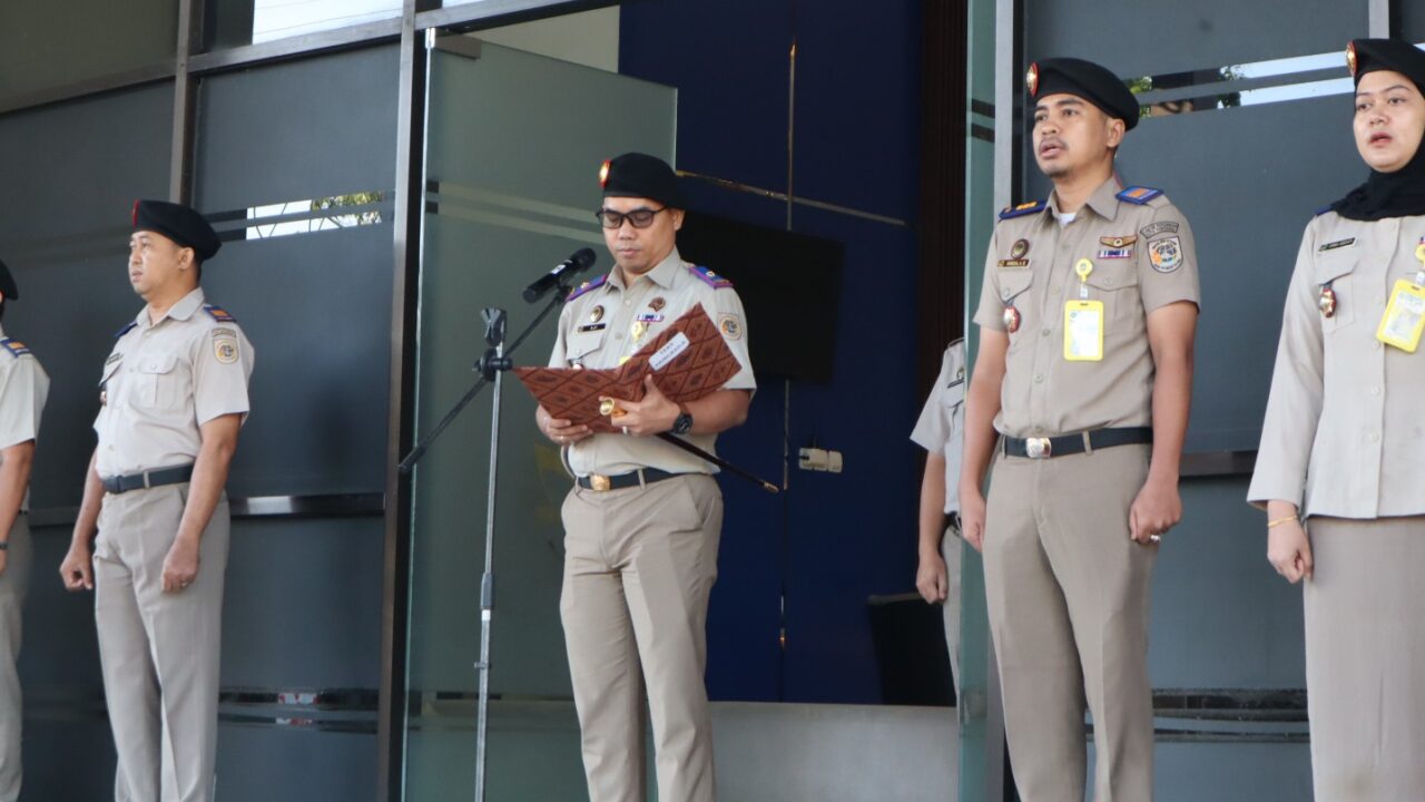 Apel Pagi Perkuat Disiplin dan Komitmen Pelayanan Prima di Kantah Hulu Sungai Tengah