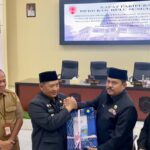 Pemkab HST Serahkan Perubahan APBD 2026, Pendapatan Turun Rp17,18 Miliar dan PAD Justru Naik