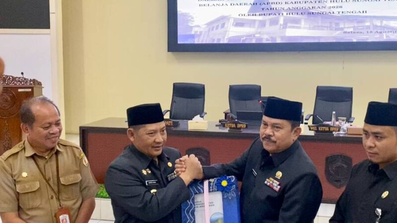 Pemkab HST Serahkan Perubahan APBD 2026, Pendapatan Turun Rp17,18 Miliar dan PAD Justru Naik