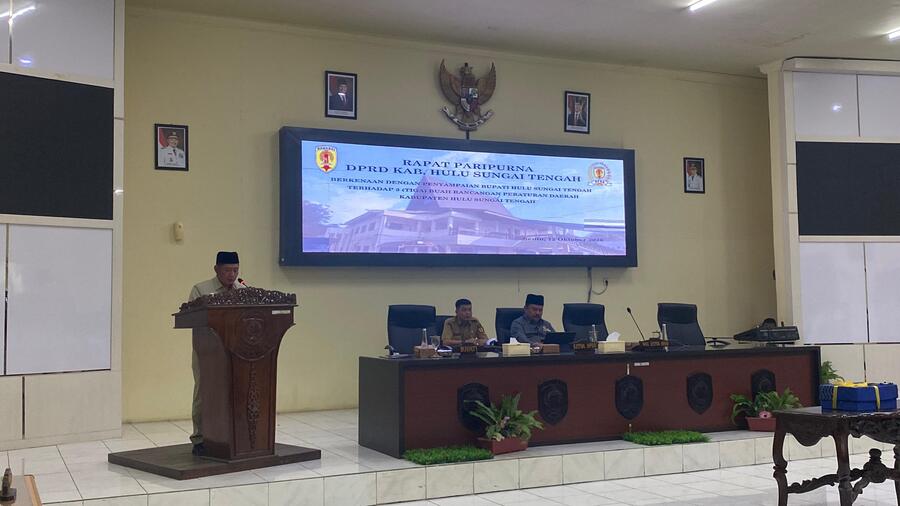 Bupati Samsul Rizal Ajukan Tiga Raperda ke DPRD HST