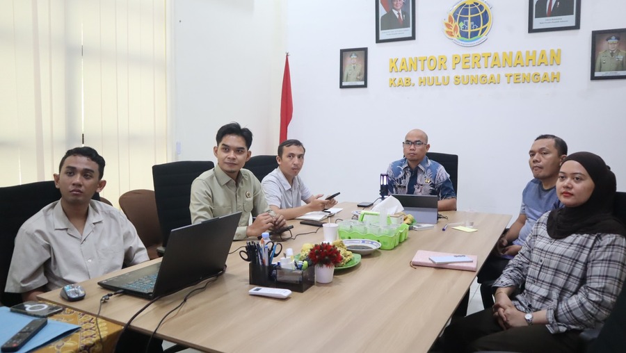Tingkatkan Kinerja dan Akuntabilitas Organisasi, Kantor Pertanahan Kabupaten Hulu Sungai Tengah Ikuti Monitoring, Evaluasi, dan Pembinaan oleh Tim III Kementerian ATR/BPN